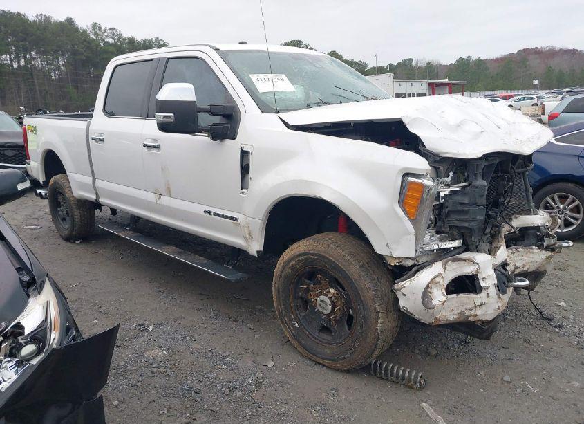 2017 Ford F-250 PLATINUM (VIN 1FT7W2BT7HED40891) main photo