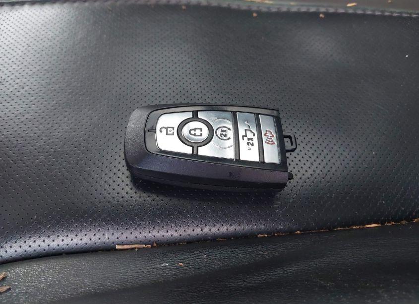 Photo 11 of 2017 Ford F-250 PLATINUM (VIN 1FT7W2BT7HED40891)