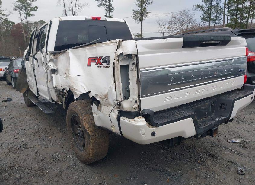 Photo 3 of 2017 Ford F-250 PLATINUM (VIN 1FT7W2BT7HED40891)