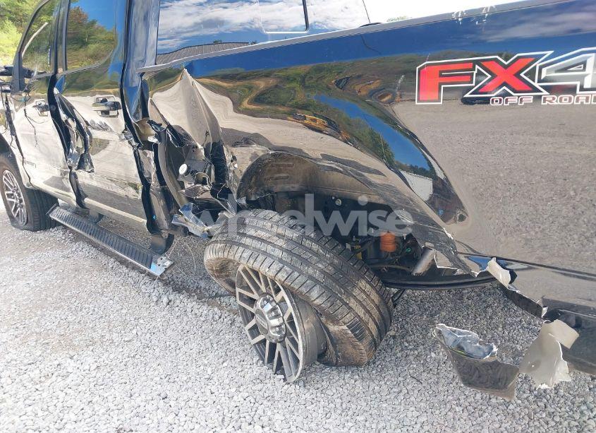 Photo 6 of 2017 Ford F-250 LARIAT (VIN 1FT7W2BT7HEF09808)