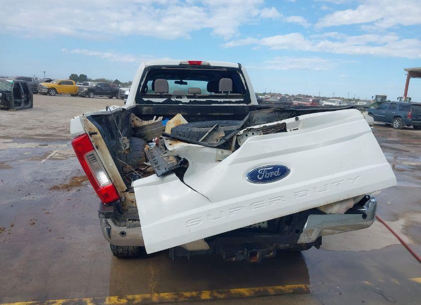 Photo 6 of 2018 Ford F-250 XL (VIN 1FT7W2BT7JEB81487)