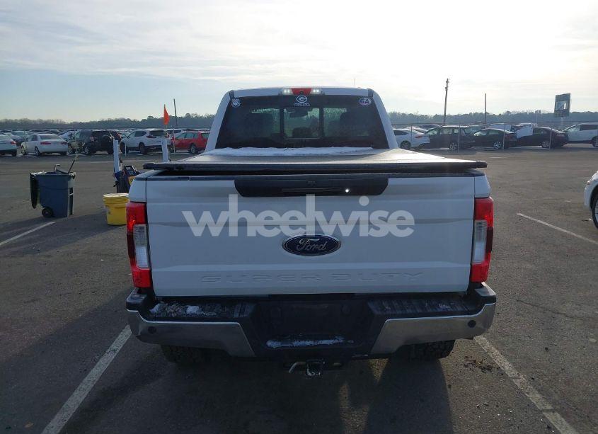 Photo 16 of 2018 Ford F-250 LARIAT (VIN 1FT7W2BT7JEC87888)