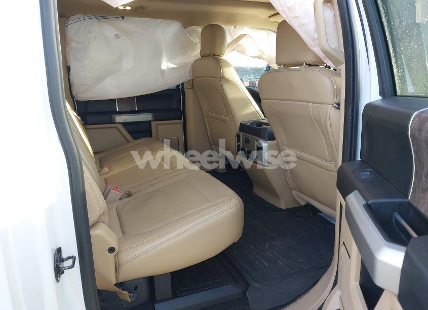 Photo 8 of 2018 Ford F-250 LARIAT (VIN 1FT7W2BT7JEC87888)