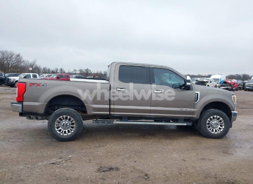 Photo 13 of 2019 Ford F-250 XLT (VIN 1FT7W2BT7KEC97385)