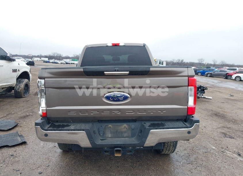 Photo 16 of 2019 Ford F-250 XLT (VIN 1FT7W2BT7KEC97385)