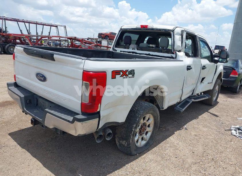 Photo 4 of 2019 Ford F-250 XL (VIN 1FT7W2BT7KEG38882)