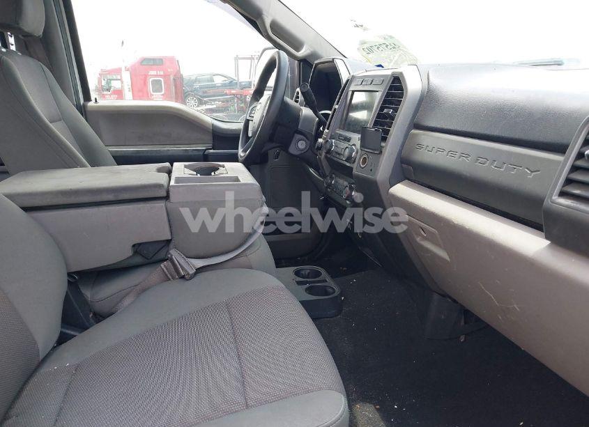 Photo 5 of 2019 Ford F-250 XL (VIN 1FT7W2BT7KEG38882)