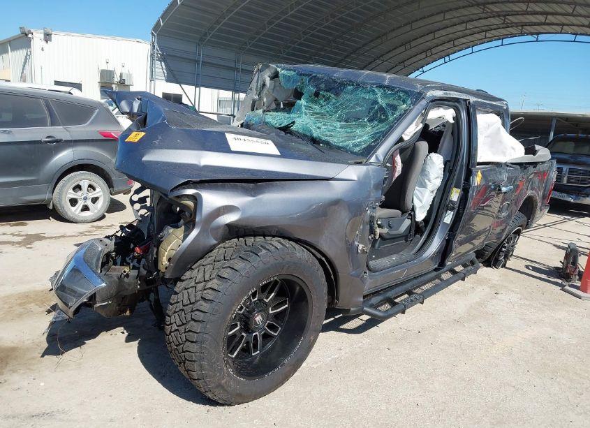 Photo 2 of 2022 Ford F-250 XLT (VIN 1FT7W2BT7NEE58502)