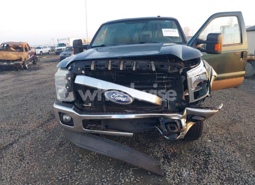 Photo 6 of 2011 Ford F-250 LARIAT (VIN 1FT7W2BT8BEA04271)