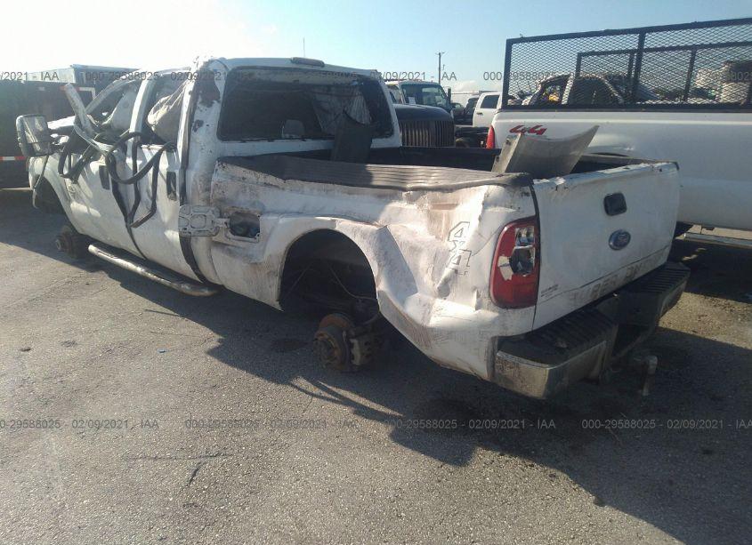 Photo 3 of 2011 Ford F-250 XLT (VIN 1FT7W2BT8BEA81299)