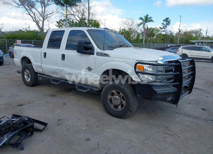 2016 Ford F-250 XLT (VIN 1FT7W2BT8GEA13138) main photo