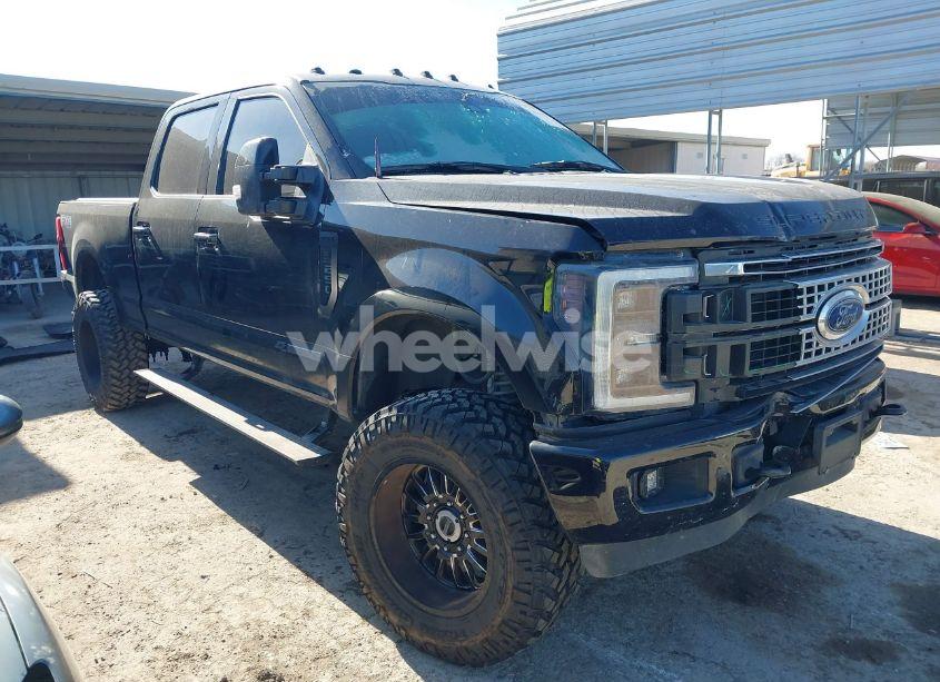 2017 Ford F-250 LARIAT (VIN 1FT7W2BT8HEC28231) main photo