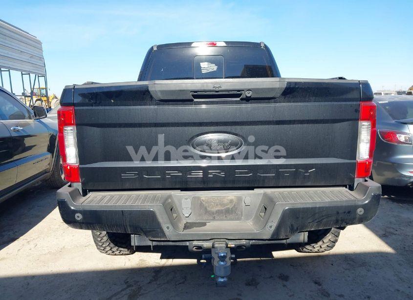 Photo 17 of 2017 Ford F-250 LARIAT (VIN 1FT7W2BT8HEC28231)