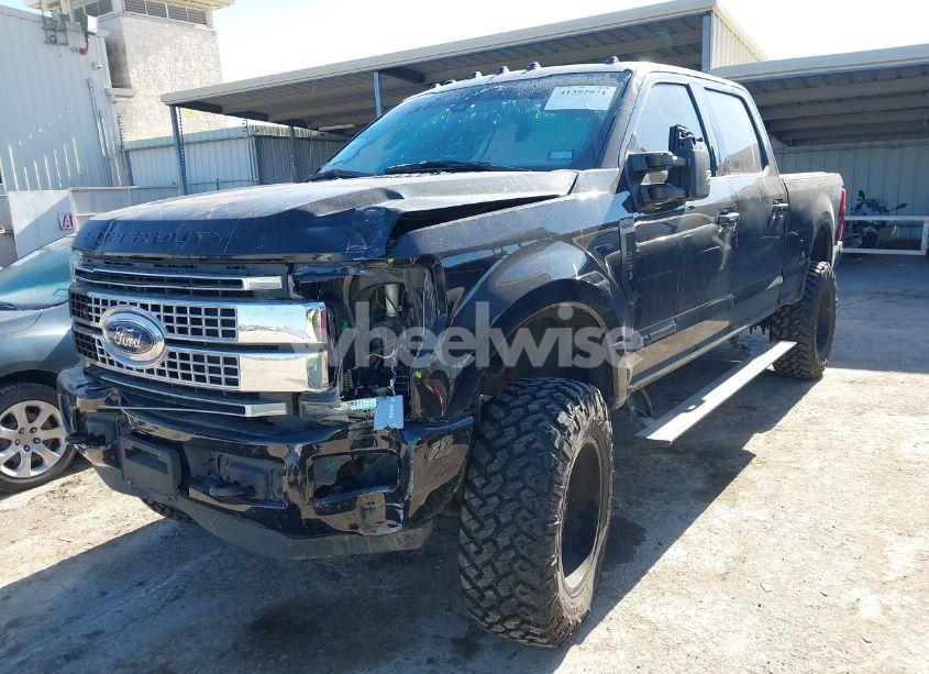 Photo 2 of 2017 Ford F-250 LARIAT (VIN 1FT7W2BT8HEC28231)