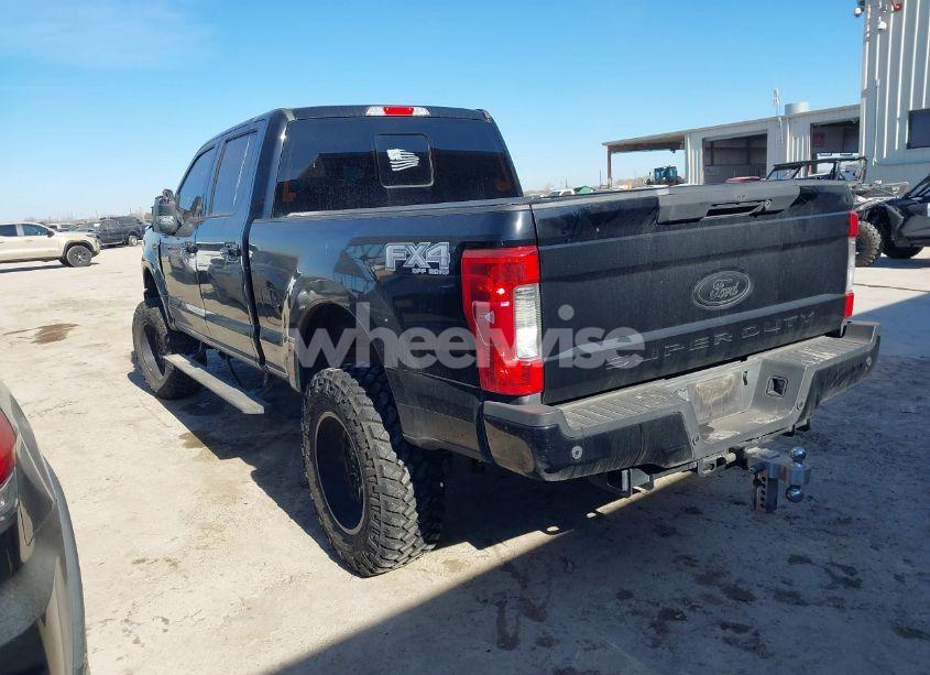 Photo 3 of 2017 Ford F-250 LARIAT (VIN 1FT7W2BT8HEC28231)