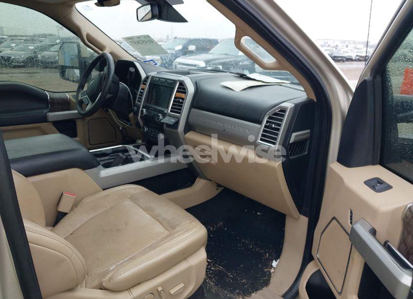 Photo 5 of 2017 Ford F-250 LARIAT (VIN 1FT7W2BT8HEC42548)