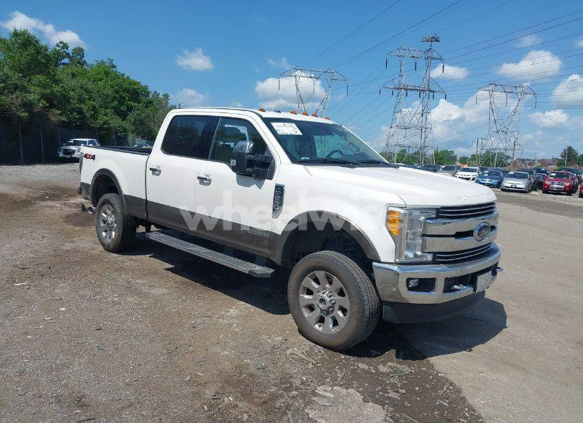 2017 Ford F-250 LARIAT (VIN 1FT7W2BT8HED03378) main photo