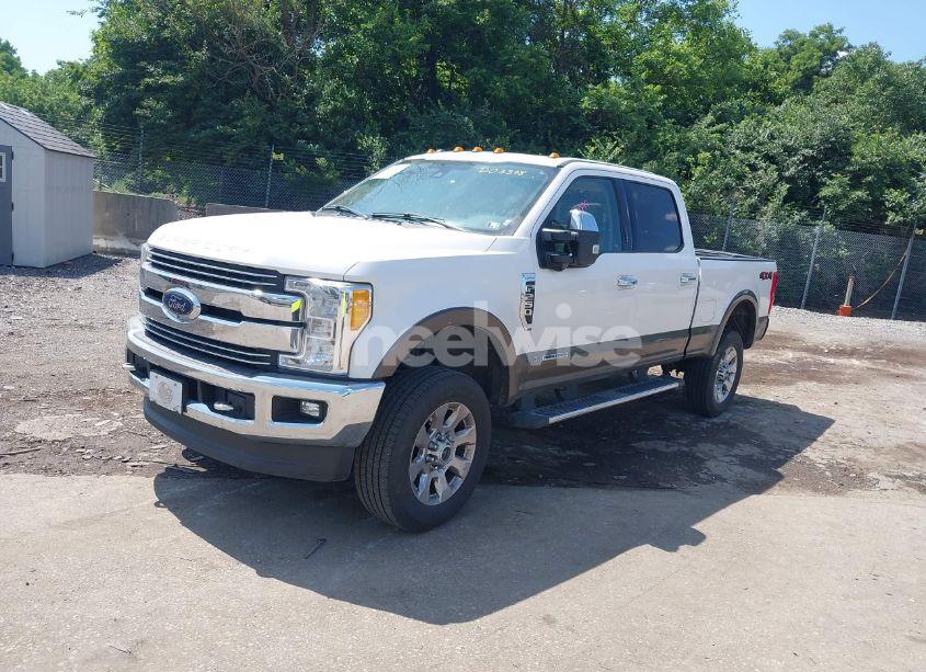 Photo 2 of 2017 Ford F-250 LARIAT (VIN 1FT7W2BT8HED03378)