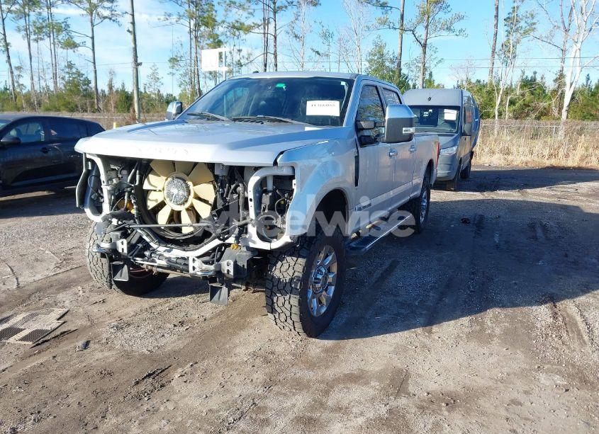 Photo 2 of 2017 Ford F-250 LARIAT (VIN 1FT7W2BT8HED64634)