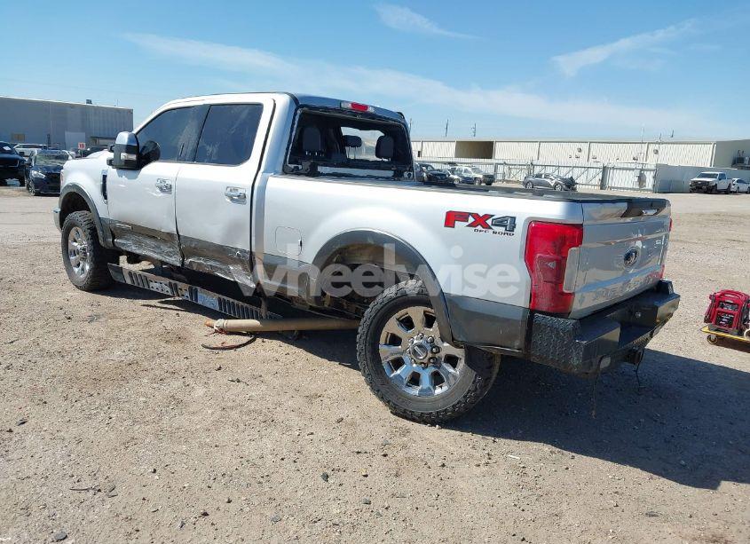 Photo 3 of 2017 Ford F-250 LARIAT (VIN 1FT7W2BT8HEE18448)