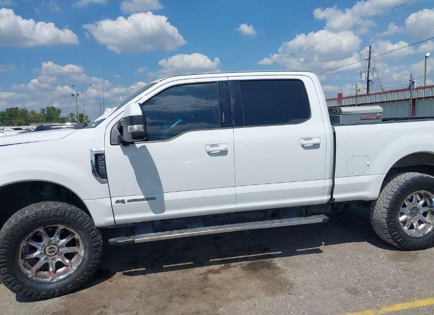 Photo 14 of 2017 Ford F-250 LARIAT (VIN 1FT7W2BT8HEE56455)