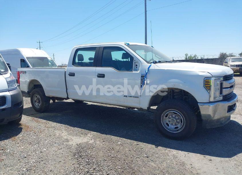 Photo 13 of 2019 Ford F-250 XL (VIN 1FT7W2BT8KED66097)