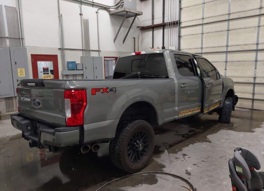 Photo 4 of 2019 Ford F-250 LARIAT (VIN 1FT7W2BT8KED83367)