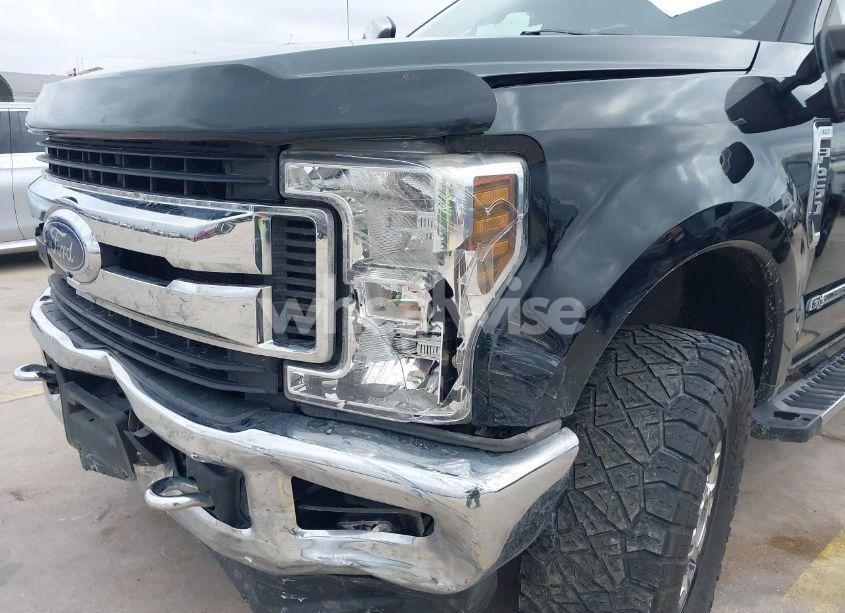 Photo 19 of 2019 Ford F-250 XLT (VIN 1FT7W2BT8KEF32117)