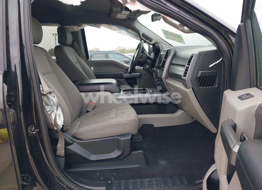 Photo 5 of 2019 Ford F-250 XLT (VIN 1FT7W2BT8KEF32117)