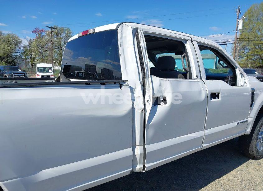 Photo 17 of 2019 Ford F-250 XLT (VIN 1FT7W2BT8KEG47610)