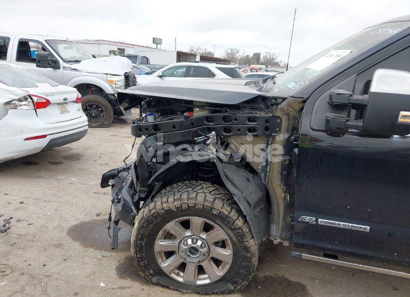 Photo 6 of 2022 Ford F-250 PLATINUM (VIN 1FT7W2BT8NEF55837)