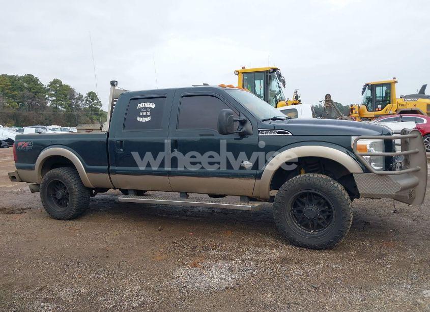 Photo 13 of 2012 Ford F-250 LARIAT (VIN 1FT7W2BT9CED05973)