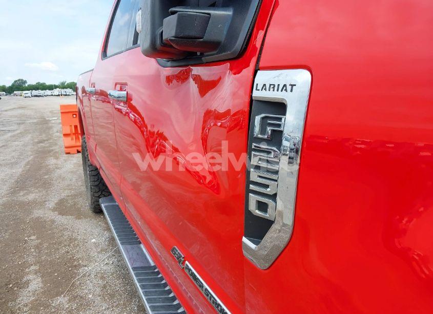 Photo 17 of 2017 Ford F-250 LARIAT (VIN 1FT7W2BT9HEE70543)