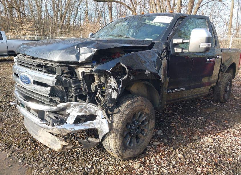 Photo 6 of 2017 Ford F-250 XLT (VIN 1FT7W2BT9HEF08773)