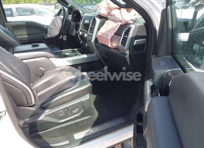 Photo 5 of 2018 Ford F-250 PLATINUM (VIN 1FT7W2BT9JEB58423)