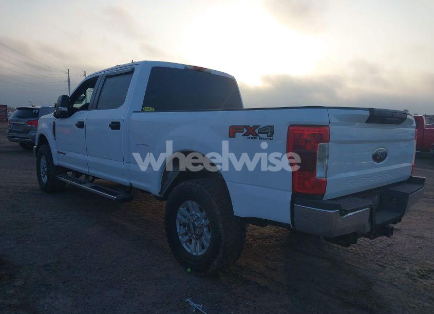 Photo 3 of 2018 Ford F-250 XL (VIN 1FT7W2BT9JEB87422)