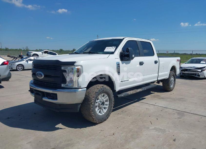 Photo 2 of 2019 Ford F-250 XL (VIN 1FT7W2BT9KEC89689)