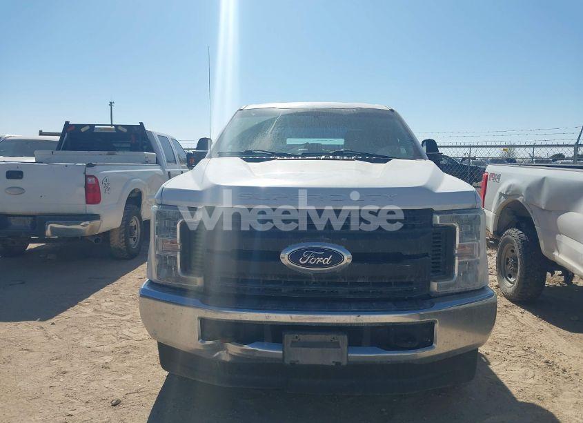 Photo 12 of 2019 Ford F-250 XL (VIN 1FT7W2BT9KEF52831)