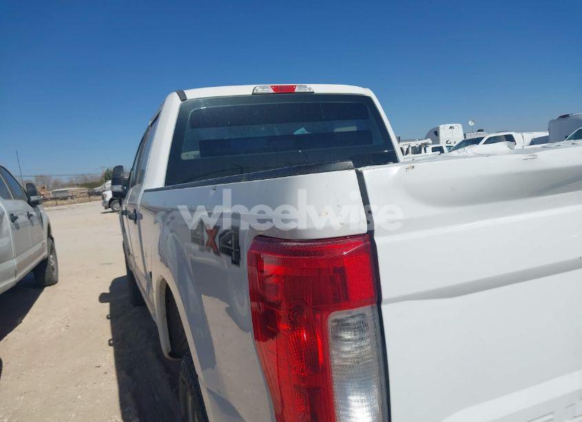 Photo 3 of 2019 Ford F-250 XL (VIN 1FT7W2BT9KEF52831)