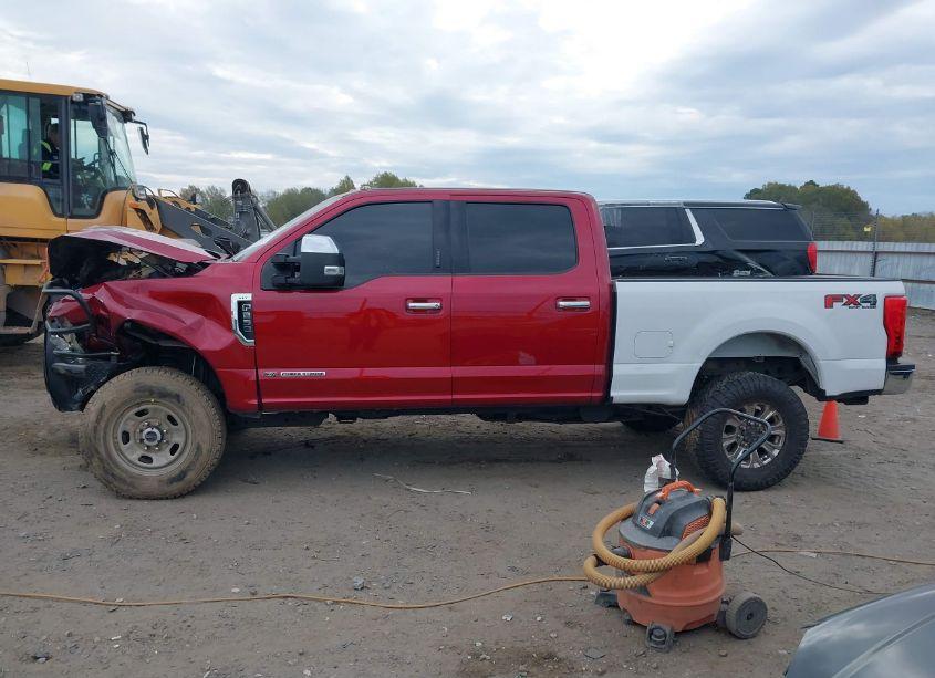 Photo 14 of 2019 Ford F-250 XLT (VIN 1FT7W2BT9KEF93346)