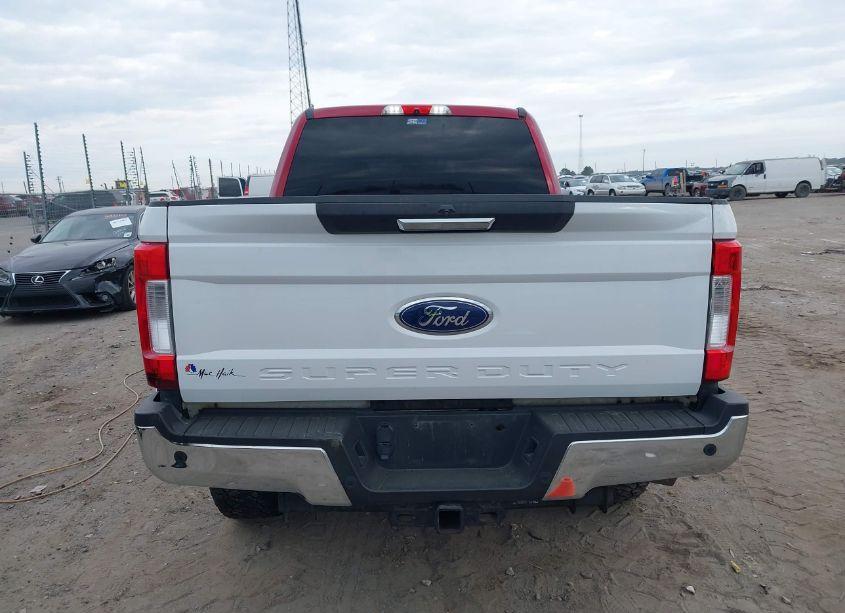 Photo 16 of 2019 Ford F-250 XLT (VIN 1FT7W2BT9KEF93346)