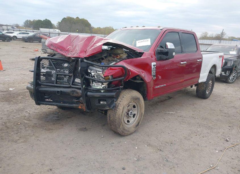 Photo 2 of 2019 Ford F-250 XLT (VIN 1FT7W2BT9KEF93346)