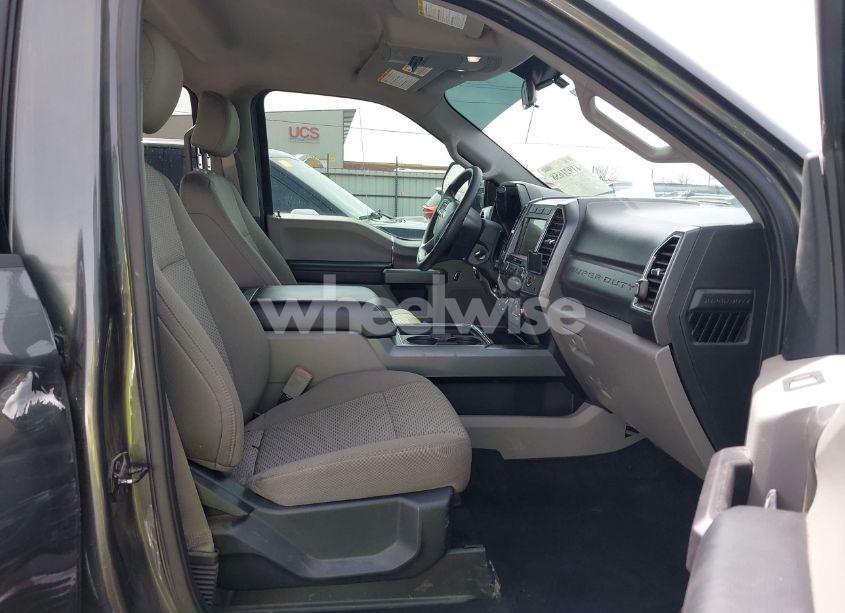 Photo 5 of 2019 Ford F-250 XLT (VIN 1FT7W2BT9KEG40441)