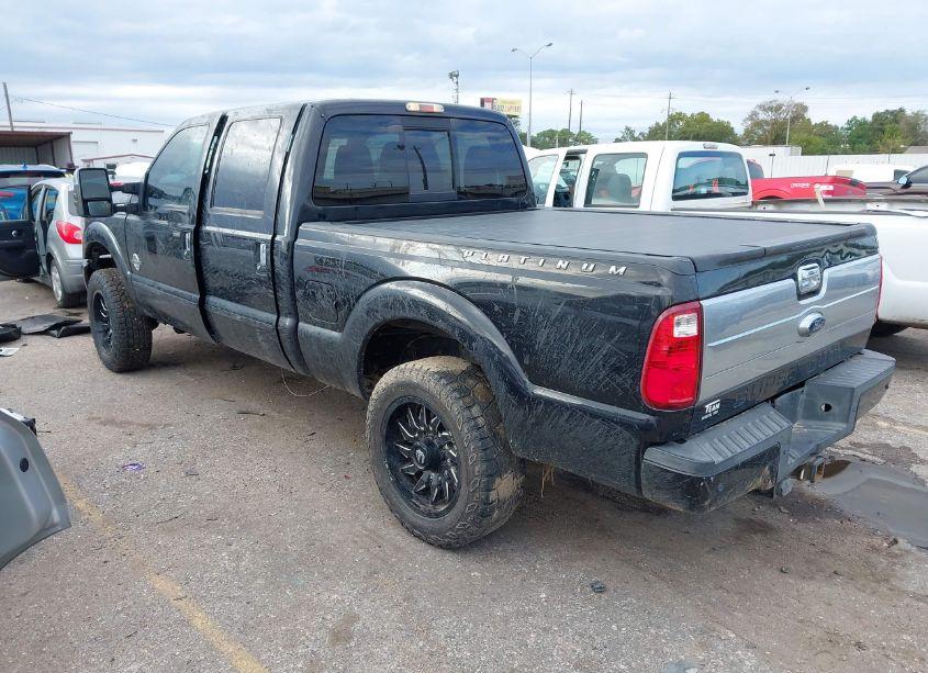 Photo 3 of 2015 Ford F-250 LARIAT (VIN 1FT7W2BTXFEB43520)