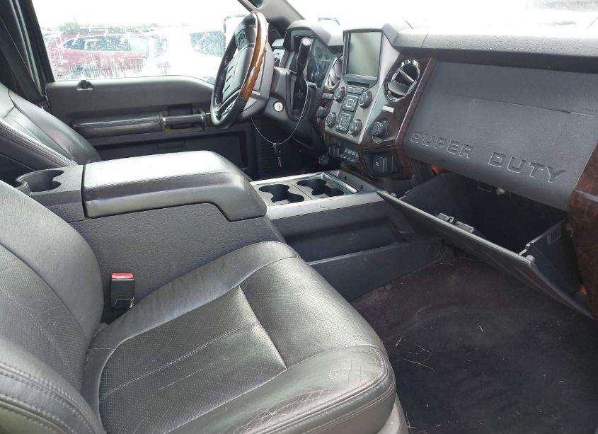 Photo 5 of 2015 Ford F-250 LARIAT (VIN 1FT7W2BTXFEB43520)