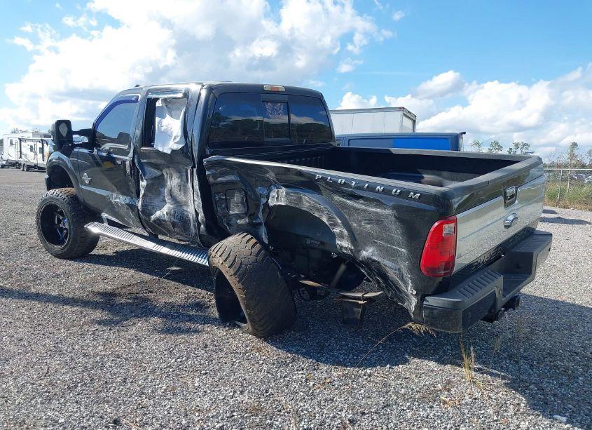 Photo 3 of 2015 Ford F-250 LARIAT (VIN 1FT7W2BTXFED25248)