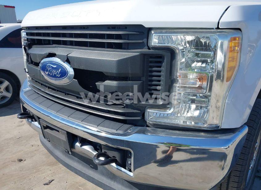 Photo 17 of 2017 Ford F-250 XL (VIN 1FT7W2BTXHEC76863)