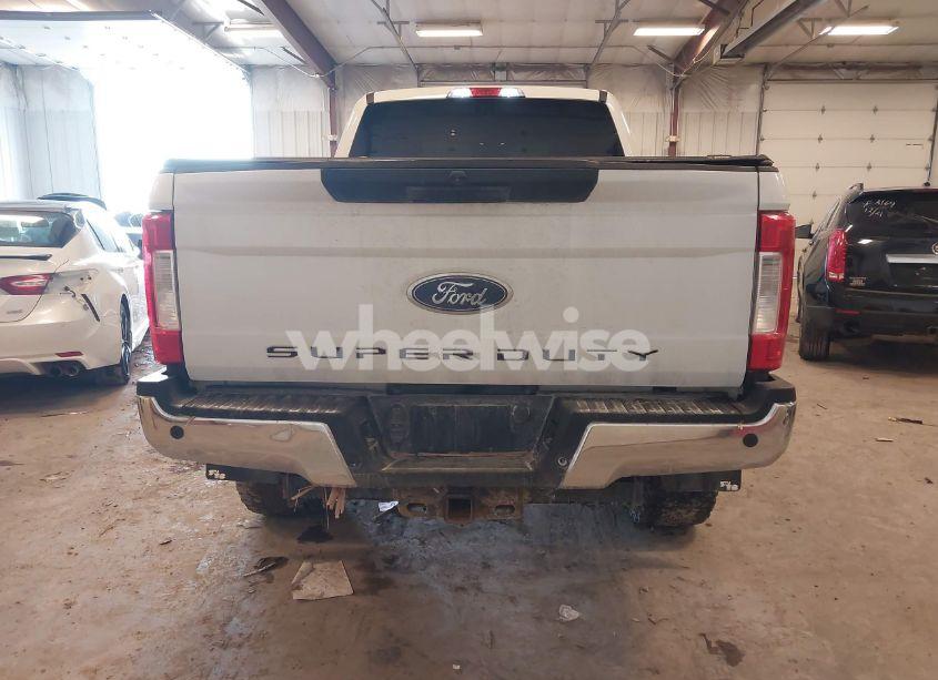 Photo 17 of 2017 Ford F-250 XLT (VIN 1FT7W2BTXHEC81609)