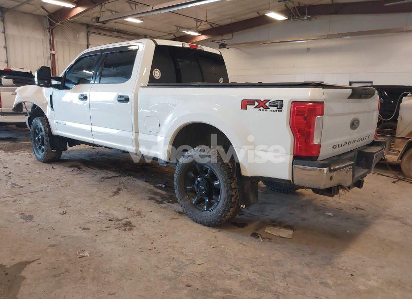 Photo 3 of 2017 Ford F-250 XLT (VIN 1FT7W2BTXHEC81609)