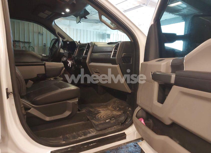 Photo 5 of 2017 Ford F-250 XLT (VIN 1FT7W2BTXHEC81609)